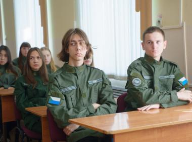 Курсанты Центра «ВОИН» изучают героические страницы истории Великой Отечественной войны