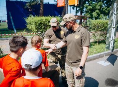 Жители Хабаровска прошли «Тропу воина» в День ветерана боевых действий