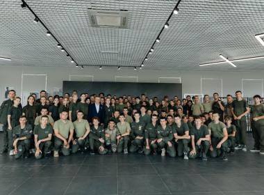 Курсанты Центра «ВОИН» встретились с Героем России Анатолием Сафроновым