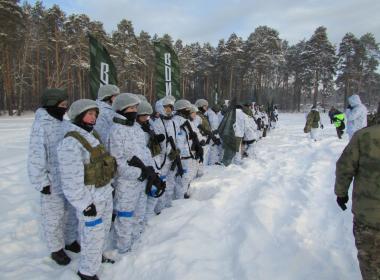 Курсанты Центра «ВОИН» обезвредили «диверсантов» в зимнем лесу