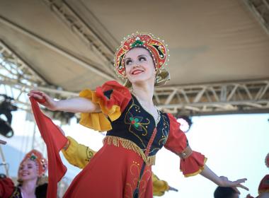 Дмитрий Шевченко встретился с семьей Абдуллиных, представляющих Центр «ВОИН» в финале «Семейной зарницы»