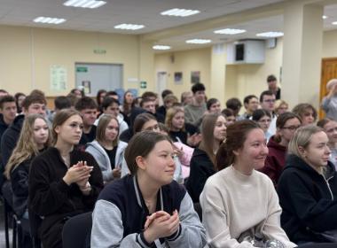 В филиале Центра «ВОИН» в Свердловской области прошел специальный показ первого широкоэкранного фильма о СВО «Алдан»