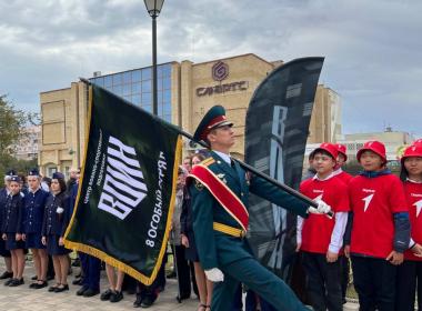 В Калмыкии прошла торжественная церемония передачи Знамени региональному отделению Центра «‎ВОИН»