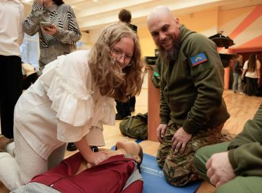 Акция «Один день с ВОИНом» в Мурманской области собрала десятки школьников