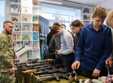 Тюменские лицеисты встретились с инструкторами Центра «ВОИН»