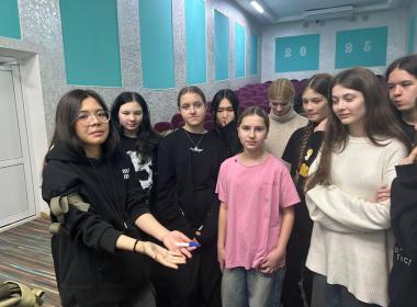 Инструкторы Центра «ВОИН» провели мастер-класс для детей лагеря «Чайка»